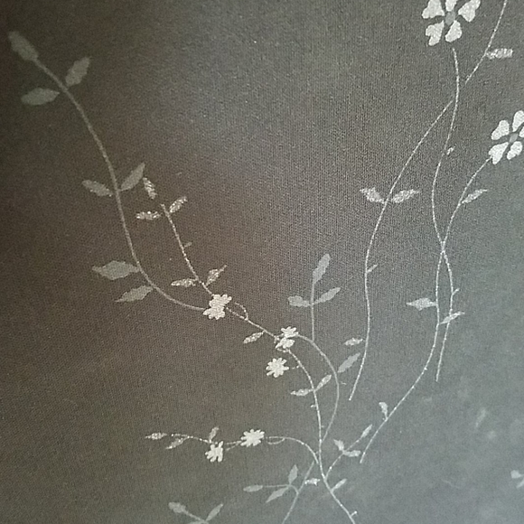 Skirt - Picture 2 of 4